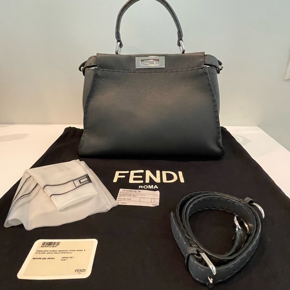 Fendi Peekaboo Bag - Picture 1 of 15